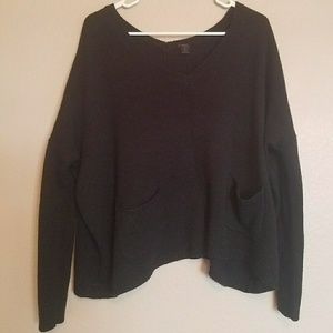 Black sweater with front pocket